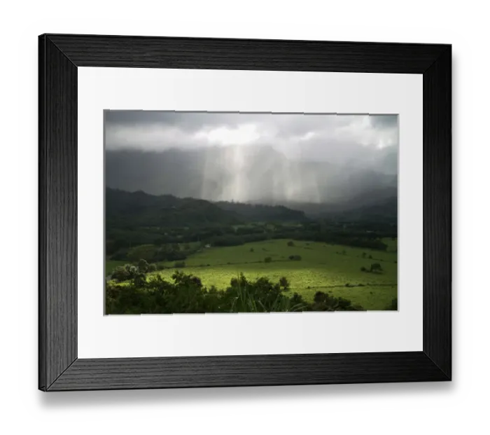 Framed Print : The green valley surrounding Hanalei Bay on the island of Kauai, Hawaii, USA Framed Print : The green valley surrounding Hanalei Bay on the island of Kauai, Hawaii, USA