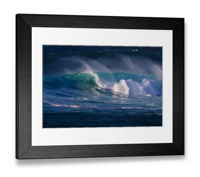 Framed Print : USA; Hawaii; Oahu; Large waves along the Pipeline Beach on the winward side of the Island