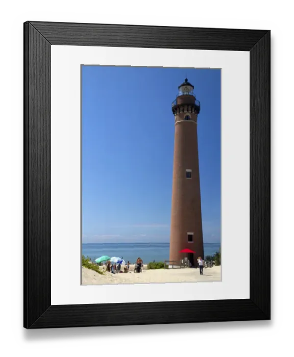 Framed Print : The Little Sable Point Light on Lake Michigan in Golden Township, Michigan, USA Framed Print : The Little Sable Point Light on Lake Michigan in Golden Township, Michigan, USA