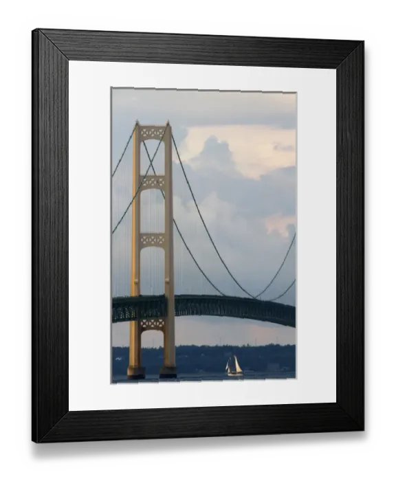 Framed Print : View of the Mackinac Bridge connecting the Upper and Lower peninsulas of Michigan, USA Framed Print : View of the Mackinac Bridge connecting the Upper and Lower peninsulas of Michigan, USA