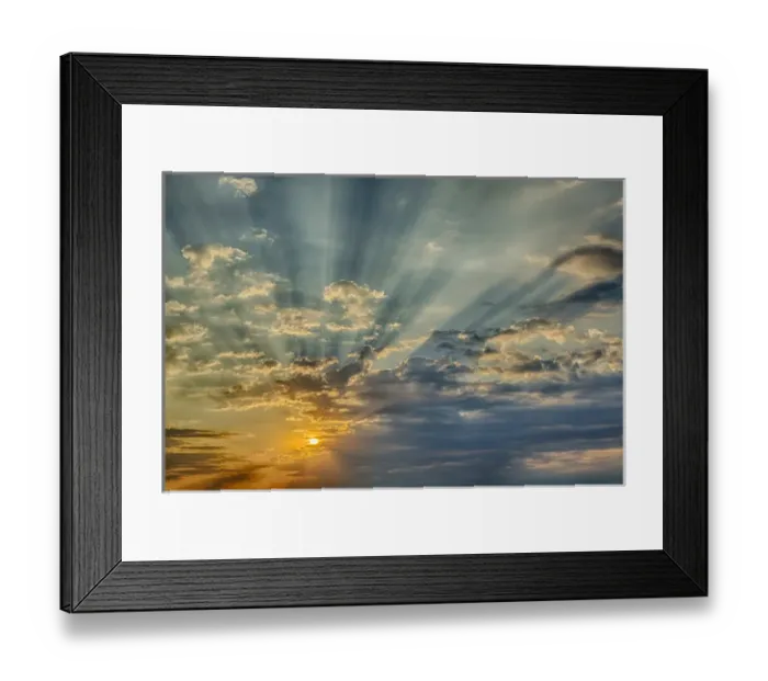 Framed Print : Sunbeams streaming through clouds at sunset, Cincinnati, Ohio Framed Print : Sunbeams streaming through clouds at sunset, Cincinnati, Ohio