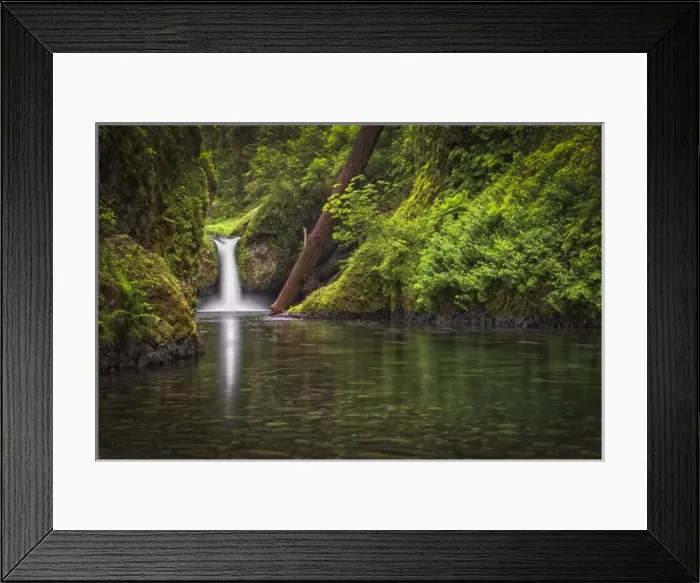 Framed Print : USA, Oregon, Hood River County. Punch Bowl Falls along Eagle Creek in the Columbia Framed Print : USA, Oregon, Hood River County. Punch Bowl Falls along Eagle Creek in the Columbia