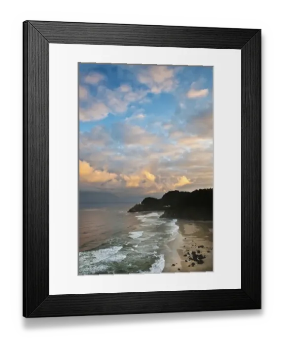 Framed Print : USA, Oregon. Heceta Head Lighthouse in morning light