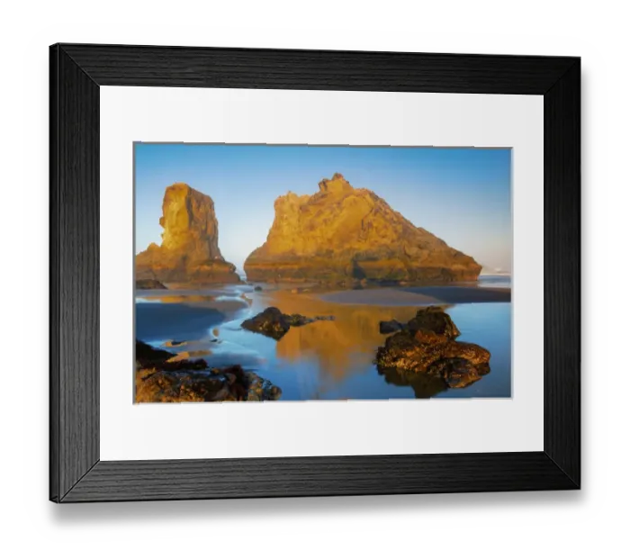 Framed Print : USA, Oregon, Bandon. Sunrise on beach. Credit as: Jay O Brien  /  Jaynes Gallery  /  DanitaDelimont