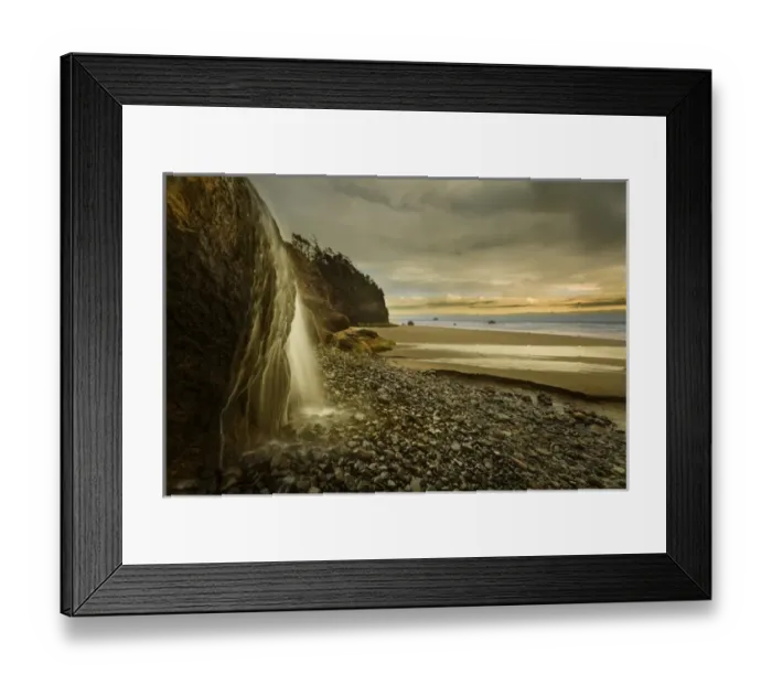 Framed Print : USA, Oregon. Hug Point Falls flows onto beach