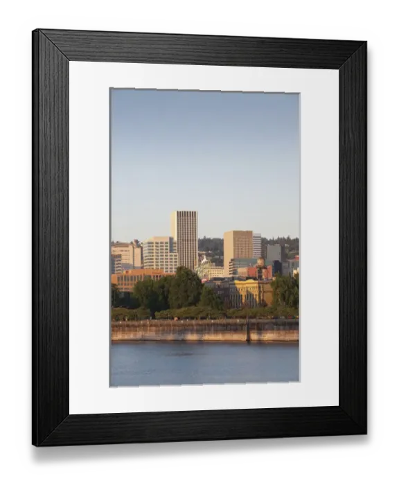 Framed Print : The Portland skyline and Willamette River in the morning light, Portland, Oregon