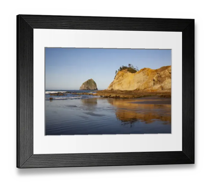Framed Print : OR, Cape Kiwanda and Haystack Rock