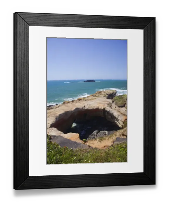 Framed Print : OR, Devils Punchbowl State Park, Devils Punchbowl Framed Print : OR, Devils Punchbowl State Park, Devils Punchbowl