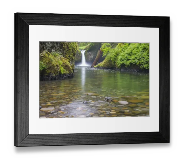 Framed Print : OR, Columbia River Gorge National Scenic Area, Punch Bowl Falls