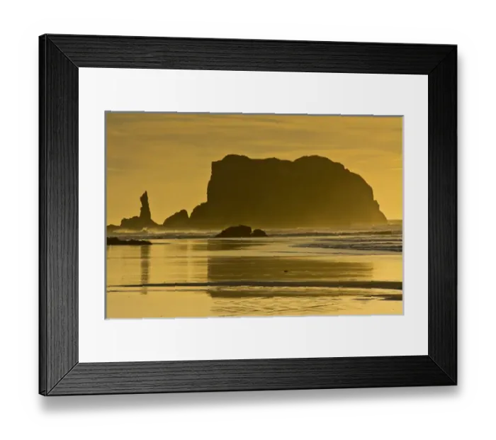 Framed Print : golden sunset, sea stacks, Bandon by the Sea, Oregon, USA Framed Print : golden sunset, sea stacks, Bandon by the Sea, Oregon, USA