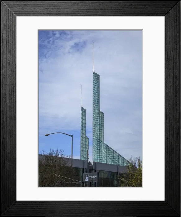 Framed Print : USA, Oregon, Portland, the Oregon Convention Center Framed Print : USA, Oregon, Portland, the Oregon Convention Center