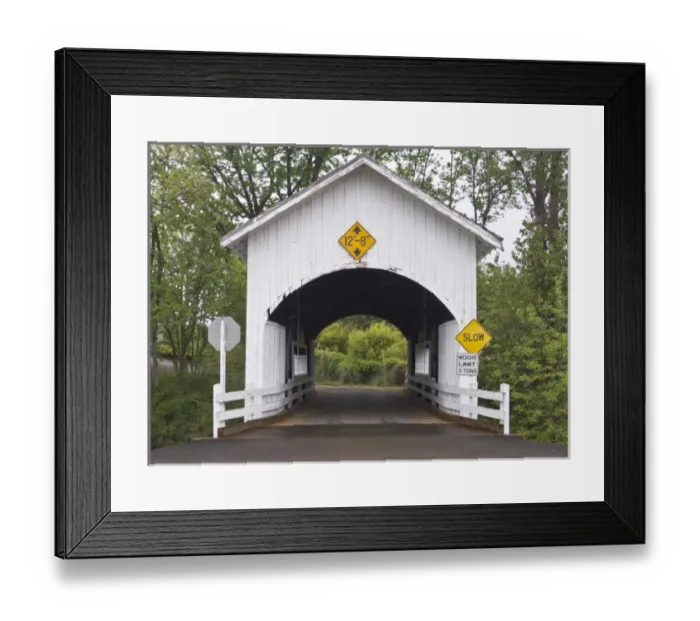 Framed Print : Neal Lane covered bridge, Jacksonville, Oregon Framed Print : Neal Lane covered bridge, Jacksonville, Oregon