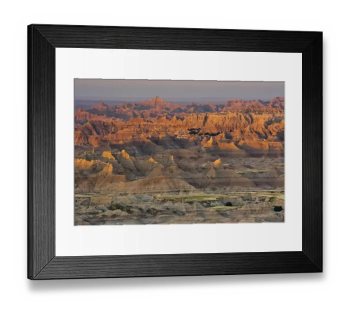 Framed Print : sunrise, Pinnacles Overlook, Badlands National Park, South Dakota, USA Framed Print : sunrise, Pinnacles Overlook, Badlands National Park, South Dakota, USA