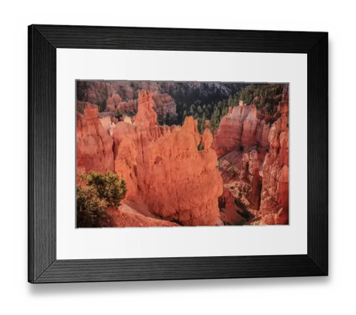 Framed Print : Bryce Canyon, National Park, Utah. Sunrise on Hoodoos windows at Bryce Canyon Framed Print : Bryce Canyon, National Park, Utah. Sunrise on Hoodoos windows at Bryce Canyon