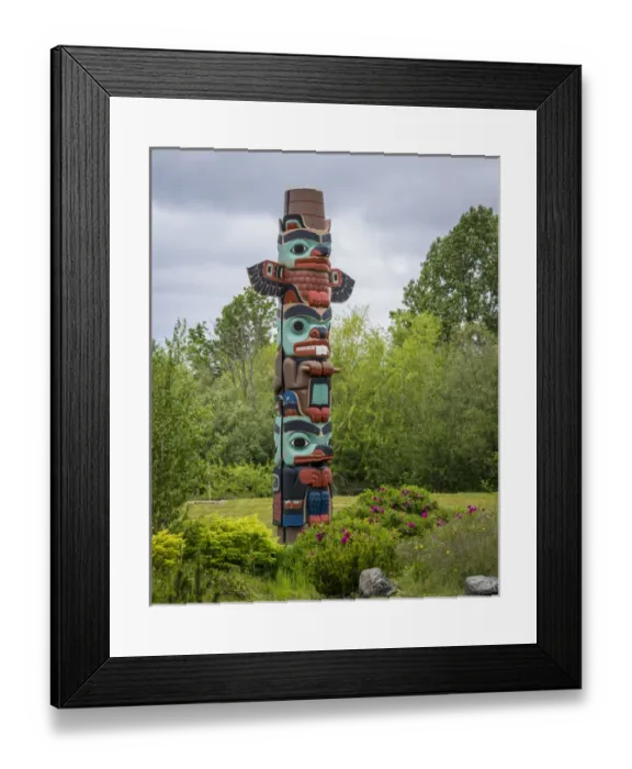 Framed Print : USA, Washington, Jamestown. Totem art. (PR) Credit as: Don Paulson / Jaynes Gallery Framed Print : USA, Washington, Jamestown. Totem art. (PR) Credit as: Don Paulson / Jaynes Gallery