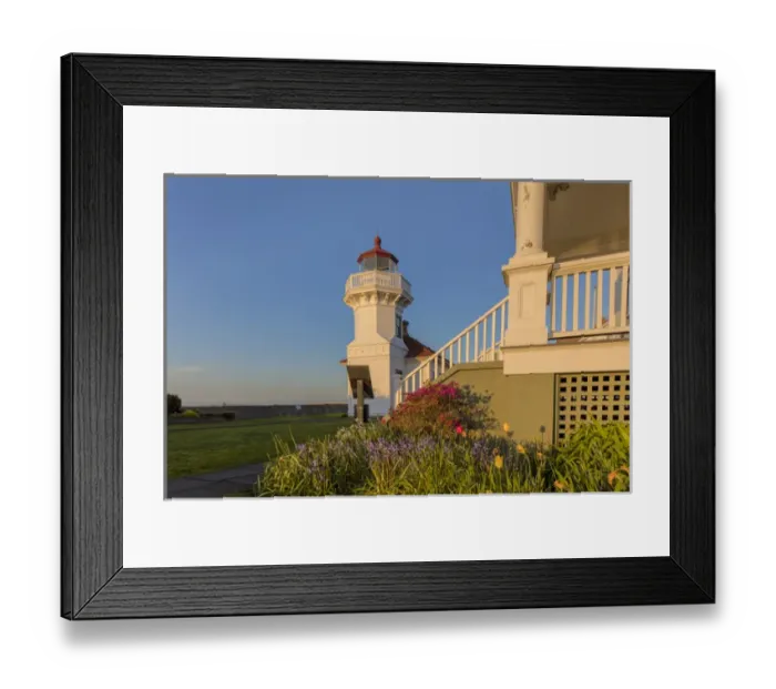 Framed Print : The Mukilteo Lighthouse in Everett, Washington, USA Framed Print : The Mukilteo Lighthouse in Everett, Washington, USA