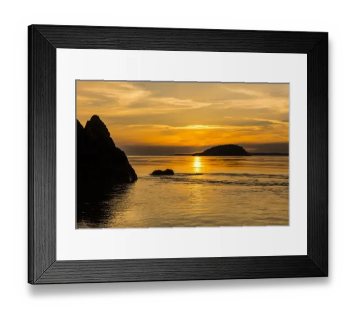 Framed Print : Sunset from North Beach with Deception Island at Deception Pass State Park, Washington Framed Print : Sunset from North Beach with Deception Island at Deception Pass State Park, Washington