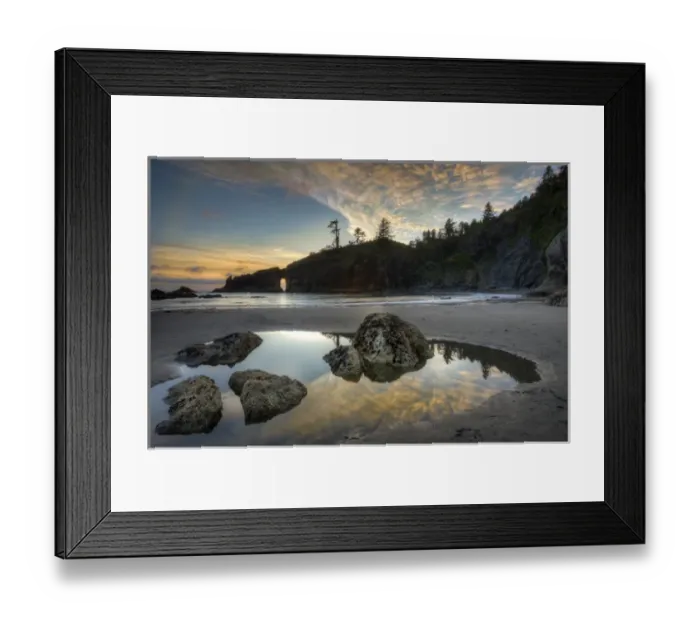Framed Print : Sunset and cloud reflections. Olympic National Park, Washington, US Framed Print : Sunset and cloud reflections. Olympic National Park, Washington, US