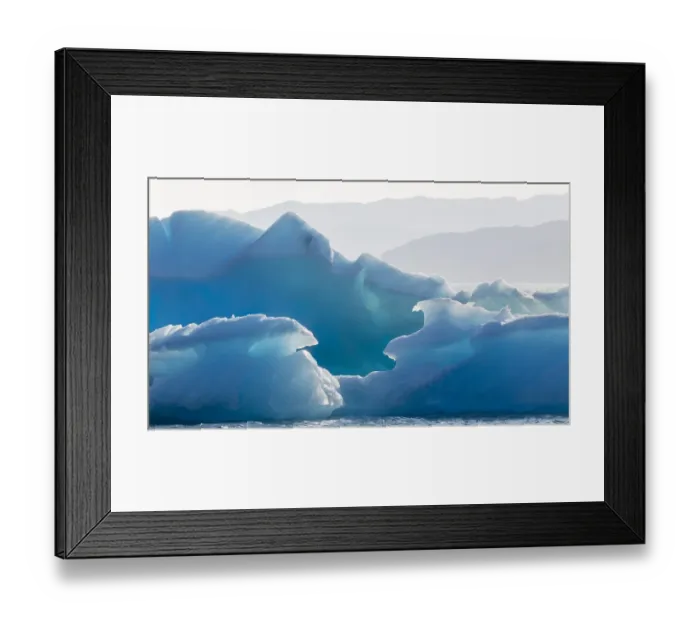 Framed Print : Icebergs drifting in the fjords of southern greenland. America, North America, Greenland Framed Print : Icebergs drifting in the fjords of southern greenland. America, North America, Greenland