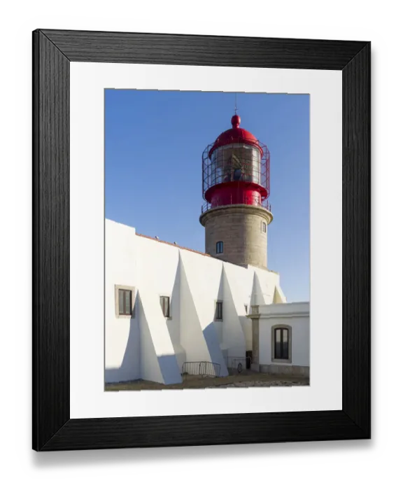 Framed Print : Cabo de Sao Vincente (Cape St. Vincent) with its lighthouse at the rocky coast of
