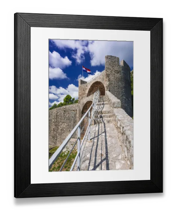 Framed Print : The Great Wall above the city center, Ston, Dalmatian Coast, Croatia Framed Print : The Great Wall above the city center, Ston, Dalmatian Coast, Croatia