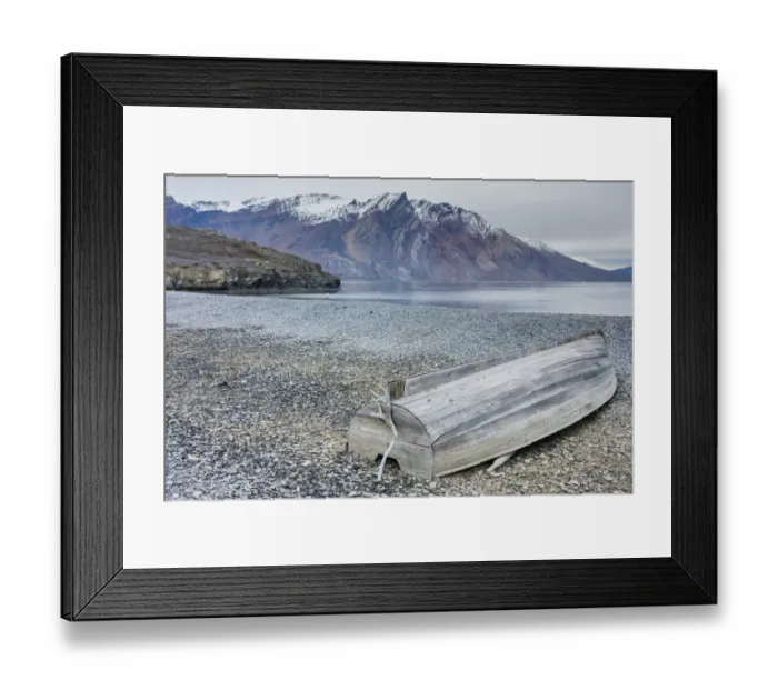 Framed Print : Arctic, Ella Island, Greenland, Kong Oscar Fjord, Silver, Sirius Sled Patrol, beach
