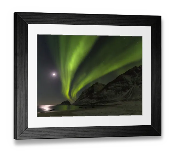 Framed Print : Northern Lights over Haukland Beach, island Vestvagoy Framed Print : Northern Lights over Haukland Beach, island Vestvagoy