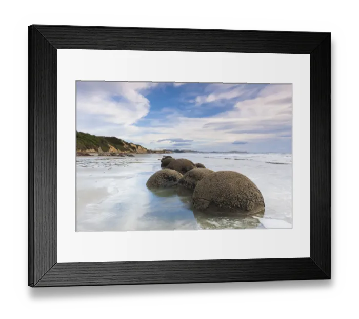 Framed Print : New Zealand, South Island, Otago, Moeraki, Moeraki Boulders also known as Te Kaihinaki Framed Print : New Zealand, South Island, Otago, Moeraki, Moeraki Boulders also known as Te Kaihinaki