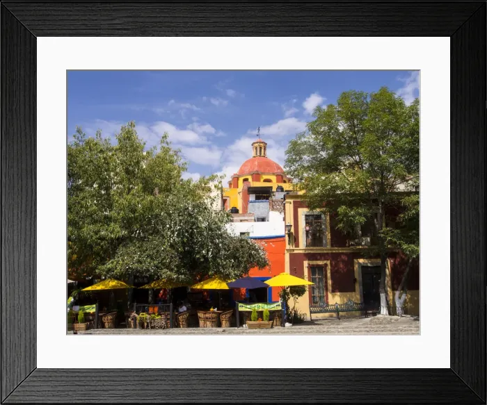 Framed Print : North America; Mexico; Ganajuanto; Basilica Coelgiata de Nuestra with its colorful