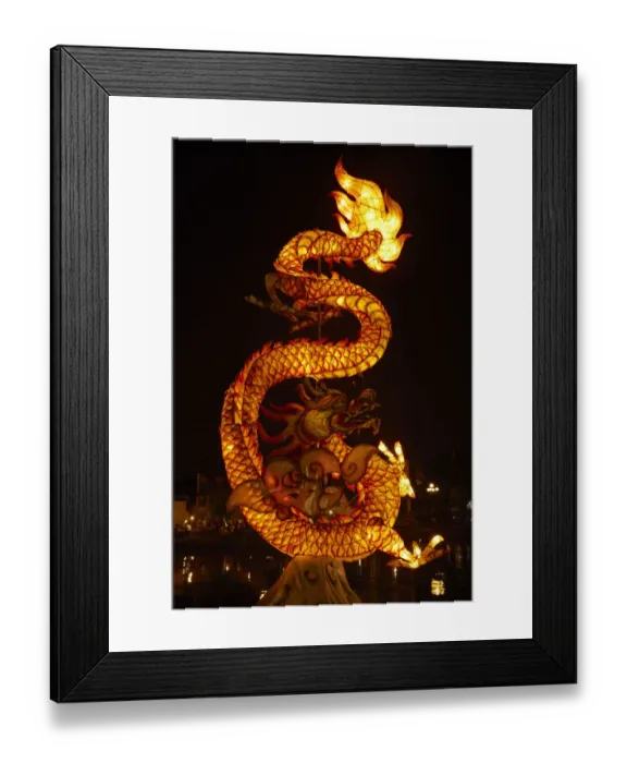Framed Print : Dragon lantern, Hoi An (UNESCO World Heritage Site), Vietnam Framed Print : Dragon lantern, Hoi An (UNESCO World Heritage Site), Vietnam