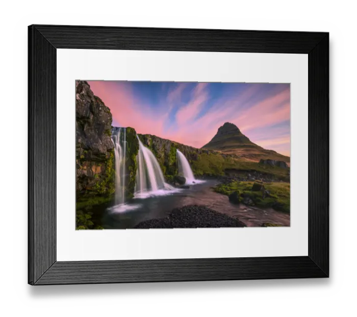 Framed Print : Iceland, Kirkjufellsfoss. Waterfall at sunrise Framed Print : Iceland, Kirkjufellsfoss. Waterfall at sunrise