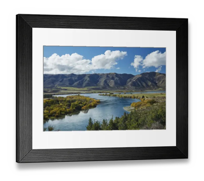 Framed Print : Fishermans Bend, Lake Waitaki, Waitaki Valley, North Otago, South Island, New Zealand