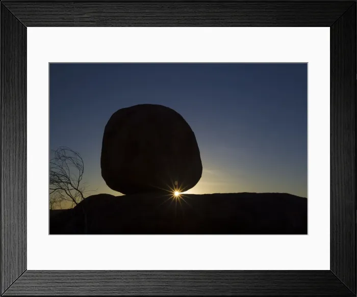 Framed Print : Devils Marbles Conservation Reserve, Northern Territory, Australia Framed Print : Devils Marbles Conservation Reserve, Northern Territory, Australia