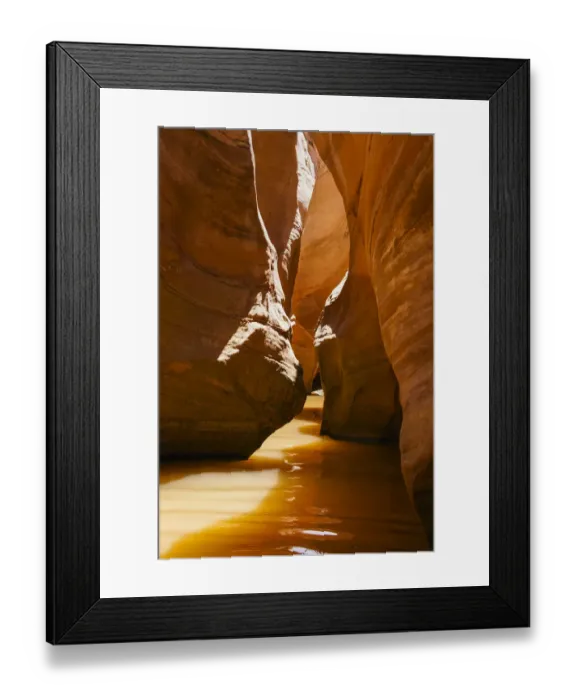 Framed Print : Slot Canyon at Lake Powell NRA, Utah Framed Print : Slot Canyon at Lake Powell NRA, Utah