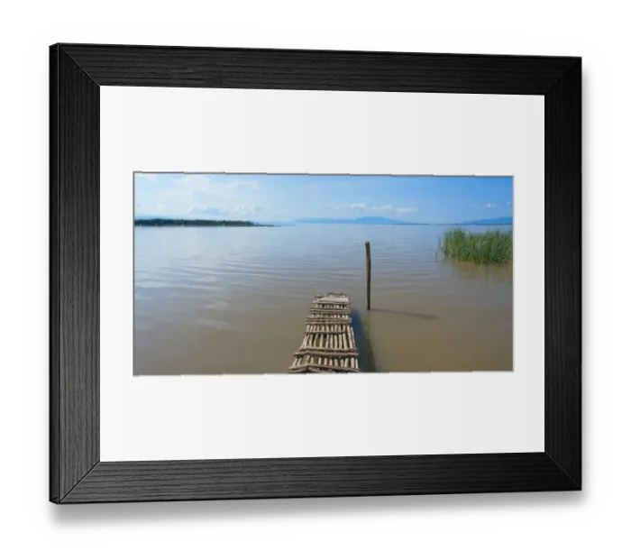 Framed Print : Bamboo raft on Lake Shalla, Abijatta-Shalla Lakes National Park, Ethiopia Framed Print : Bamboo raft on Lake Shalla, Abijatta-Shalla Lakes National Park, Ethiopia
