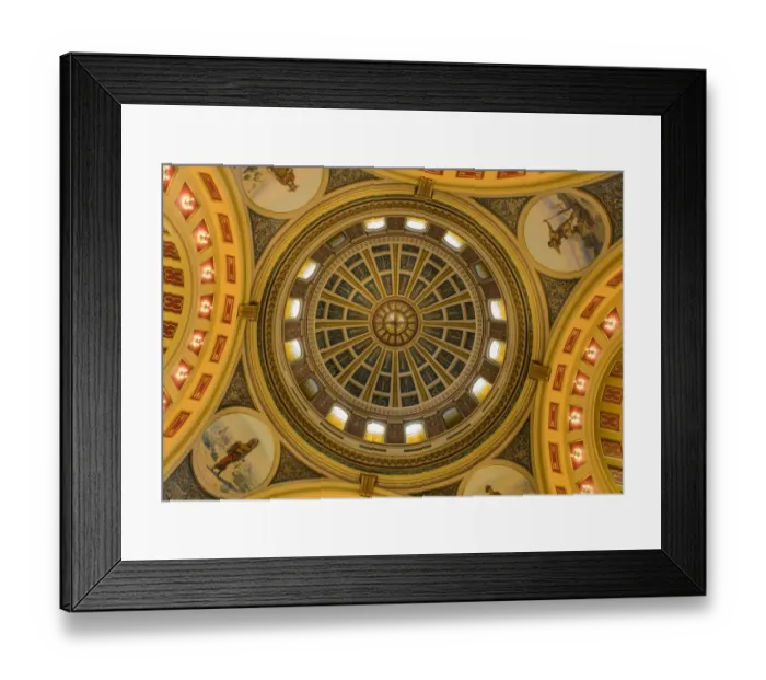 Framed Print : Looking up at the rotunda in the State Capitol Building in Helena, Montana, USA Framed Print : Looking up at the rotunda in the State Capitol Building in Helena, Montana, USA