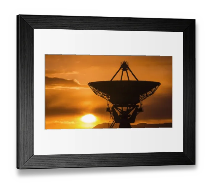 Framed Print : Radio telescope at sunset, Very Large Array (VLA), Plains of San Agustin, Socorro
