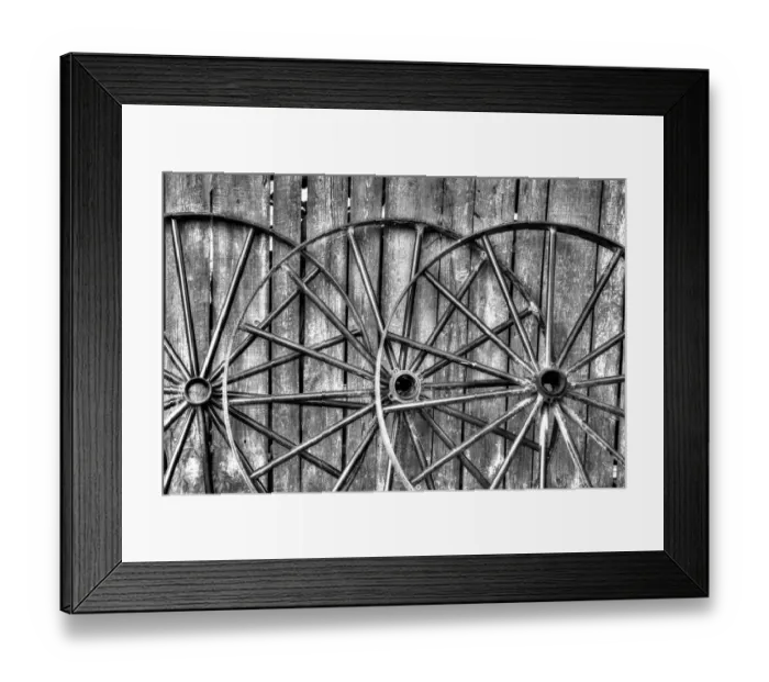 Framed Print : Black and white photo of wooden fence and old wagon wheels, Middleton Place Plantation Framed Print : Black and white photo of wooden fence and old wagon wheels, Middleton Place Plantation
