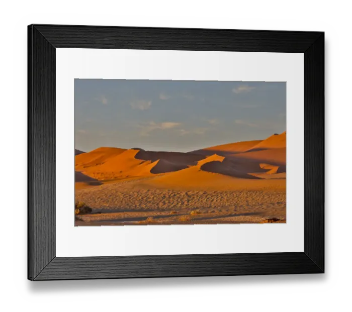 Framed Print : Morning light on the sand dunes of Sossusvlei, Namibia Framed Print : Morning light on the sand dunes of Sossusvlei, Namibia