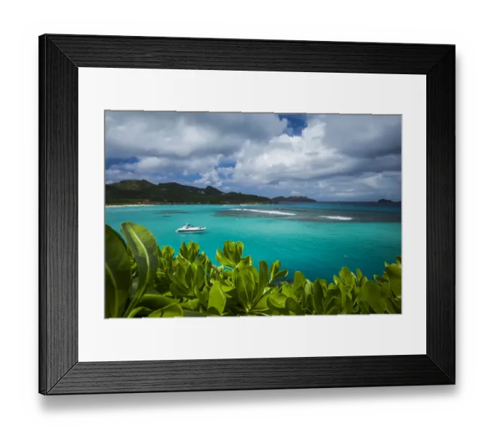 Framed Print : French West Indies, St-Barthelemy. Baie de Saint Jean Framed Print : French West Indies, St-Barthelemy. Baie de Saint Jean