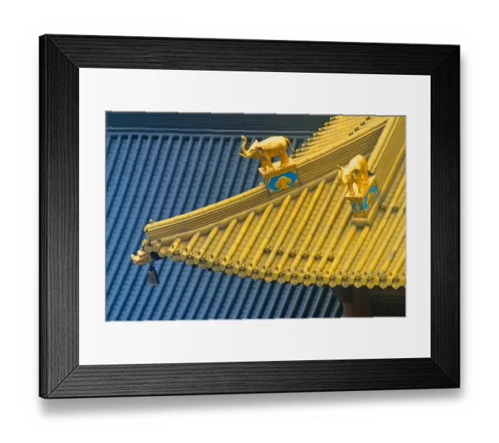 Framed Print : Architectural details of Jing an Temple, Shanghai, China Framed Print : Architectural details of Jing an Temple, Shanghai, China