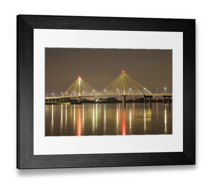 Framed Print : Clark Bridge at night over Mississippi River, Alton, Illinois Framed Print : Clark Bridge at night over Mississippi River, Alton, Illinois