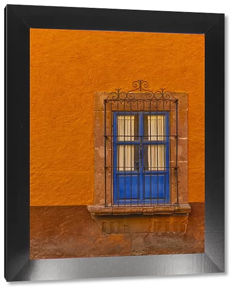 San Miguel De Allende, Mexico. Colorful buildings and windows