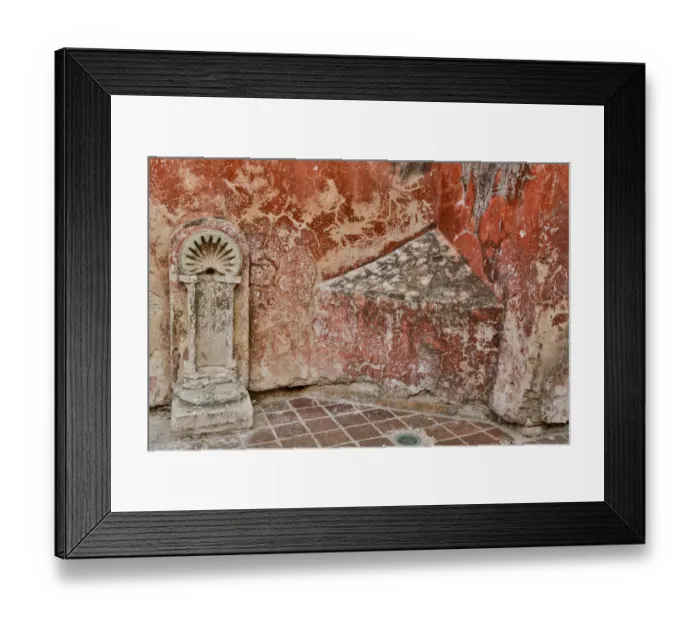 Framed Print : Guanajuato in Central Mexico. Old fountain Framed Print : Guanajuato in Central Mexico. Old fountain