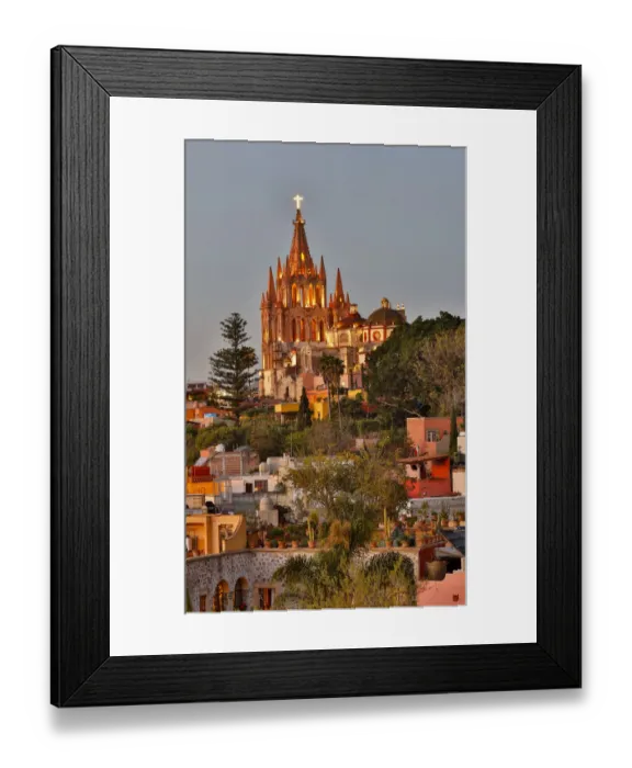 Framed Print : San Miguel De Allende, Mexico. Ornate Parroquia de San Miguel Archangel with city