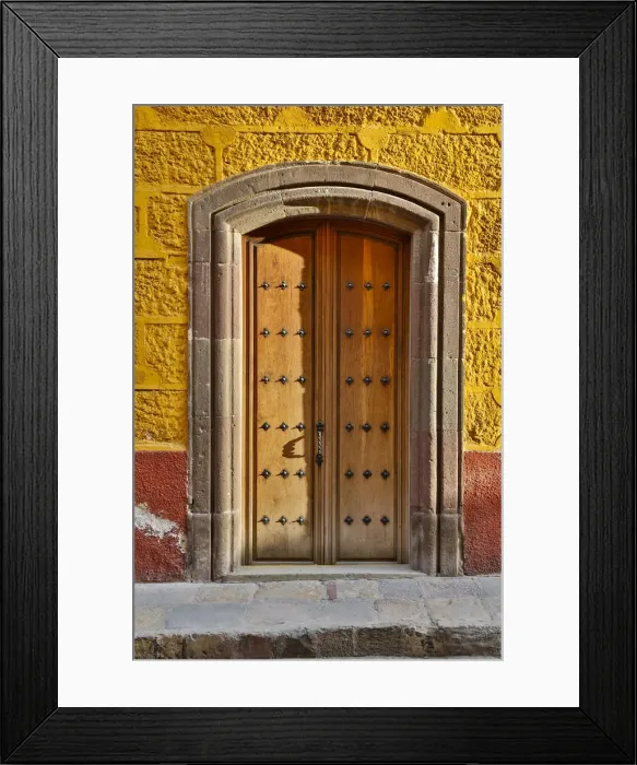 Framed Print : San Miguel De Allende, Mexico. Colorful buildings and doorways Framed Print : San Miguel De Allende, Mexico. Colorful buildings and doorways