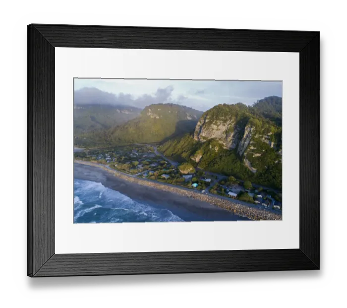 Framed Print : Punakaiki, Paparoa National Park, West Coast, South Island, New Zealand Framed Print : Punakaiki, Paparoa National Park, West Coast, South Island, New Zealand