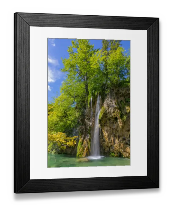 Framed Print : Croatia. Waterfalls in Plitvice National Park