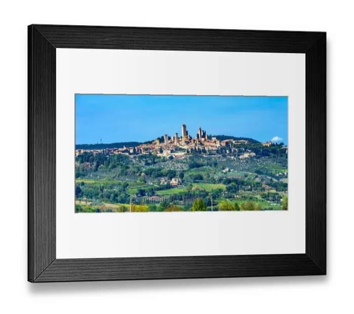 Framed Print : Medieval town of San Gimignano, Tuscany, Italy. Vineyards fields and hill town Framed Print : Medieval town of San Gimignano, Tuscany, Italy. Vineyards fields and hill town