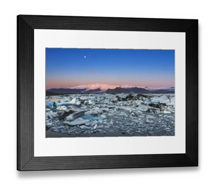Framed Print : Iceland, Jokulsarlon Glacier. Autumn sunrise on glacier